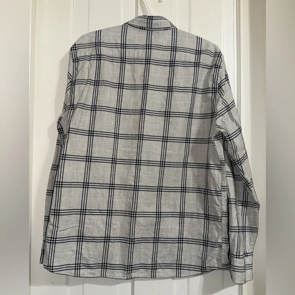 Banana Republic Blue and Gray Flannel Shirt size large slim untucked work casual